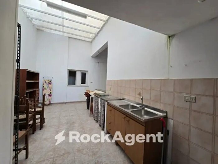 Casa con 6 locali in vendita in Via M Giangreco, Ruffano