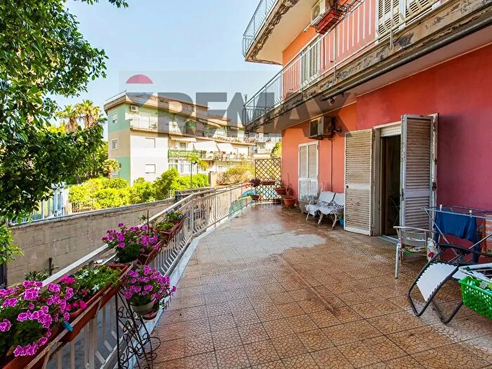 Appartamento quadrilocale in vendita in Via Pietro Bethancourt B, Catania