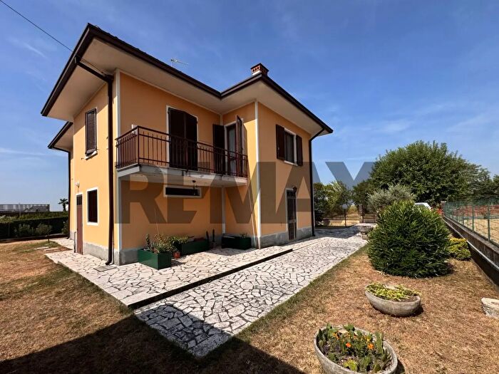 Casa con 8 locali in vendita in Via Facciotto, Cavriana