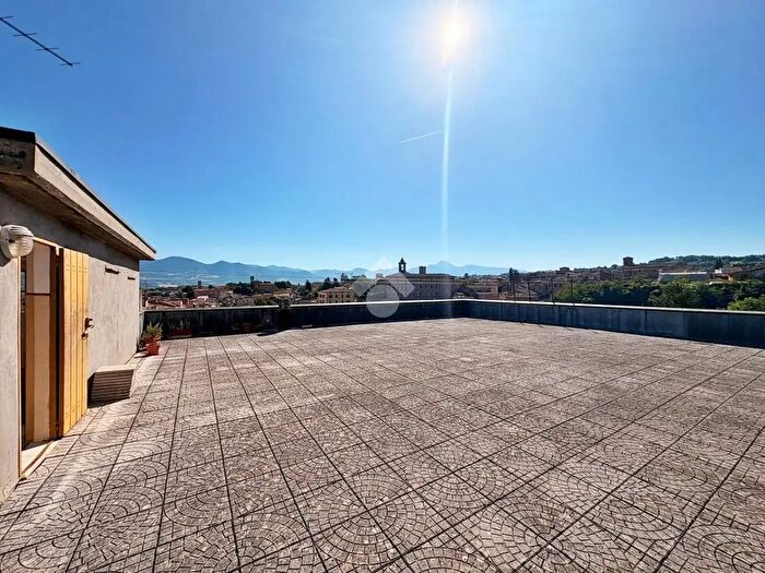 Appartamento quadrilocale in vendita in Via delle Fontanelle, Fabriano