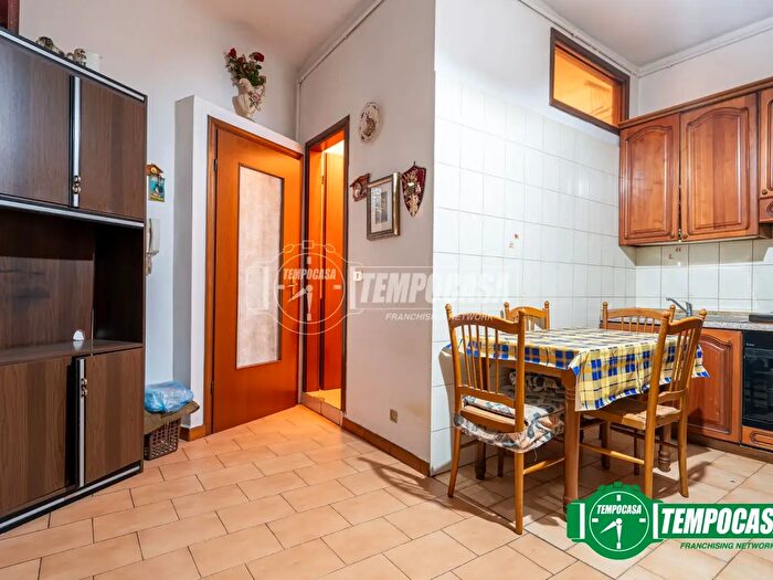 Appartamento bilocale in vendita in Via Varesina, Milano