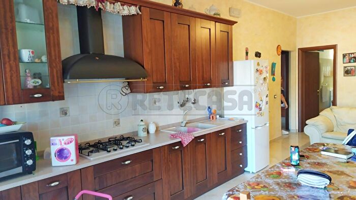 Appartamento con 5 locali in vendita in VLe Tica, Siracusa