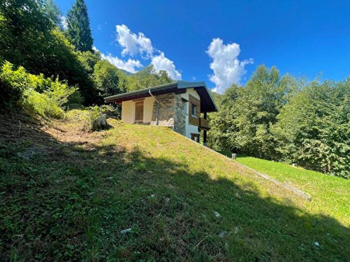 Casa quadrilocale in vendita in Via San Bernardo, Caiolo