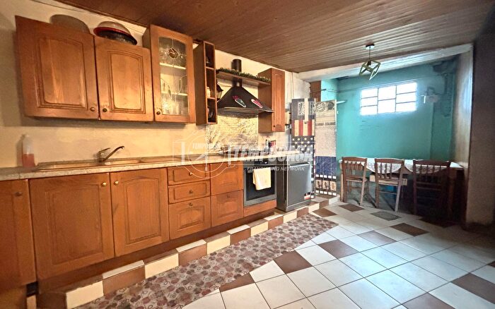 Casa quadrilocale in vendita in Via Antonio Bertola, Biella