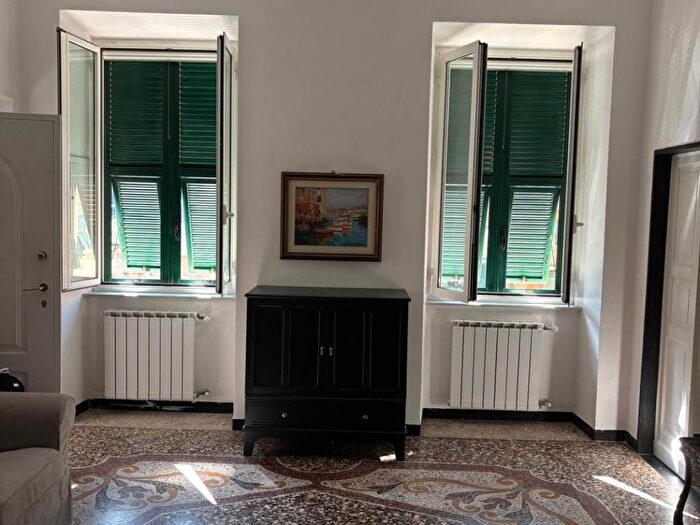 Appartamento trilocale in affitto in Via San Fortunato, Centro, Camogli