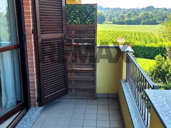 Appartamento bilocale in affitto in Via Casati Gaetano, Balgano, Besana in Brianza