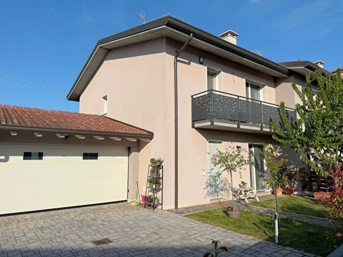 Casa quadrilocale in vendita in Cologna Veneta