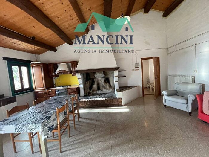 Appartamento con 5 locali in affitto in gangalia alta, Borgo Minonna, Jesi