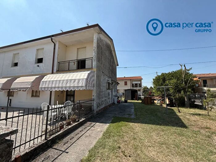 Appartamento quadrilocale in vendita in Via Antonio Gramsci, Papozze