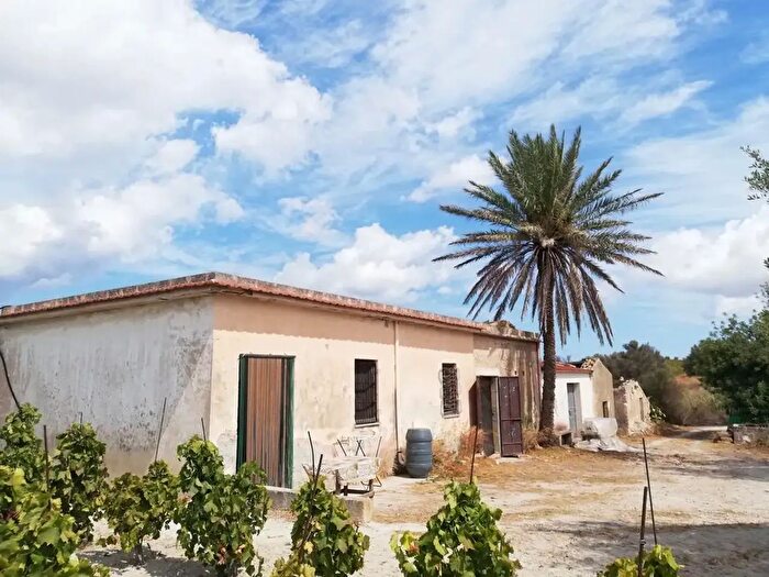 Casa bilocale in vendita in Contrada Bonivini, Noto