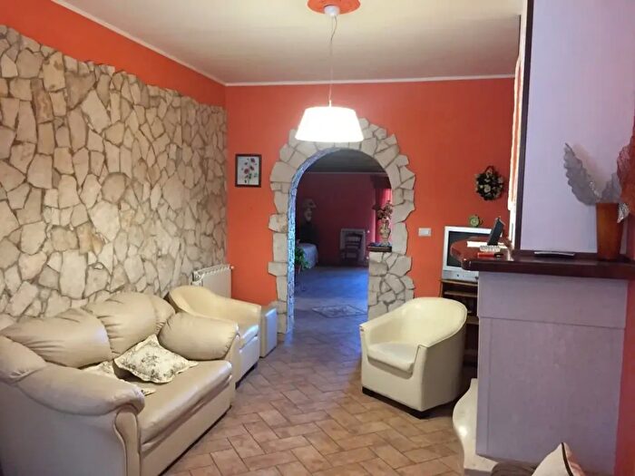 Appartamento quadrilocale in vendita in Via Santa Maria delle Grazie, Montesano Sulla Marcellana