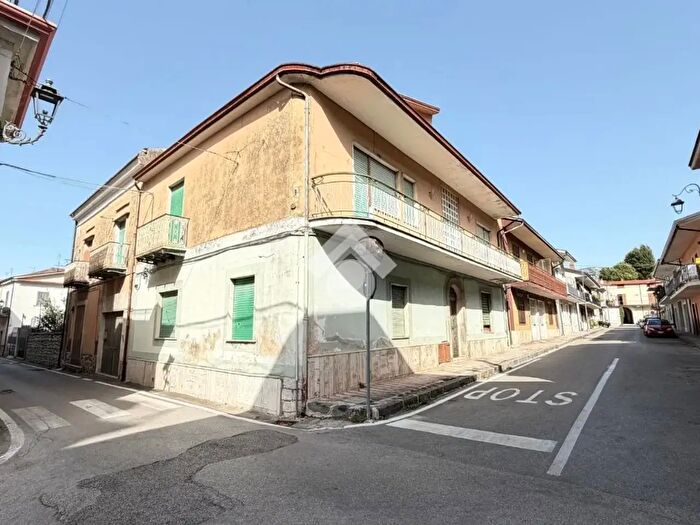 Casa con 15 locali in vendita in Traversa Via Cappella Salomoni, Cervinara