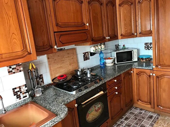 Appartamento con 5 locali in vendita in Via Orbassano, Beinasco