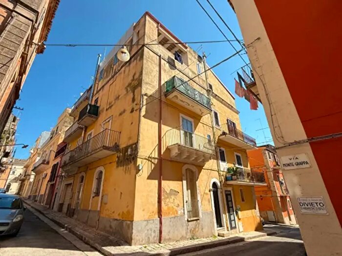 Appartamento quadrilocale in vendita in Via Monsignore Vincenzo Nobile, Ragusa