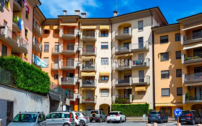 Appartamento trilocale in vendita in Via della Palocca, Fossano