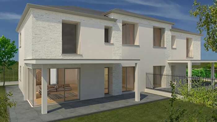 Casa con 5 locali in vendita in Parma