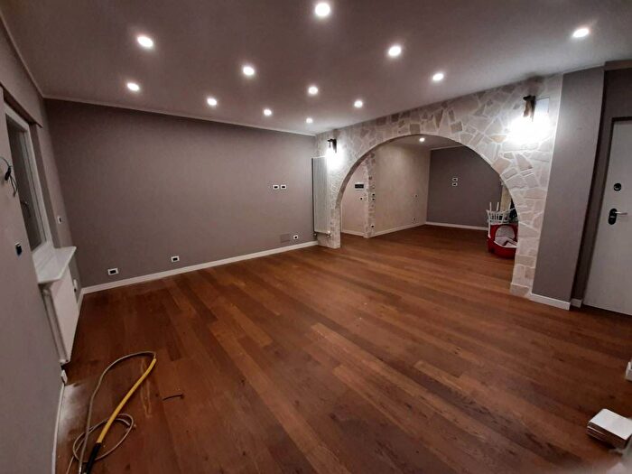 Appartamento quadrilocale in affitto in Via Santa Barbara, Centro, Capistrello