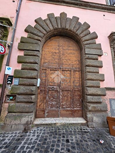 Appartamento bilocale in vendita in Via Garibaldi, Nepi