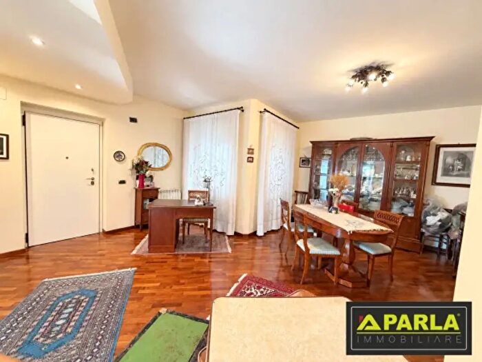 Appartamento con 5 locali in vendita in Via Enrico Toti, Canicatti'