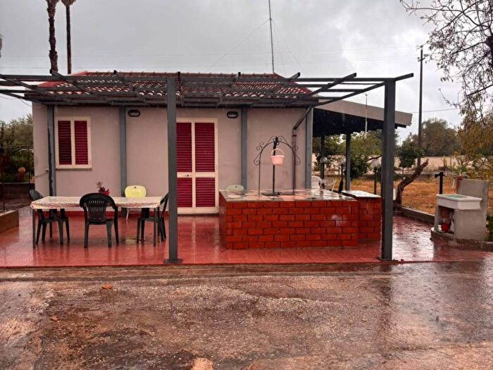 Casa quadrilocale in affitto in via delle farfalle, Camera I, Augusta