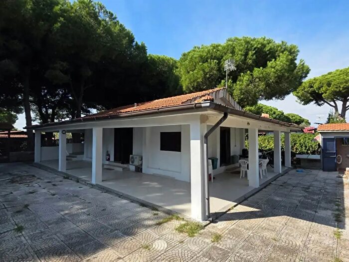 Appartamento con 6 locali in vendita in Tarquinia