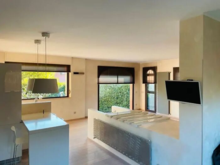 Appartamento con 5 locali in affitto in Via Ardeatina, Roma