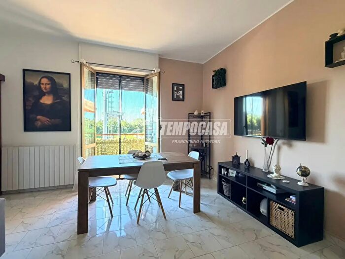Appartamento bilocale in vendita in Via Pontida, Rho