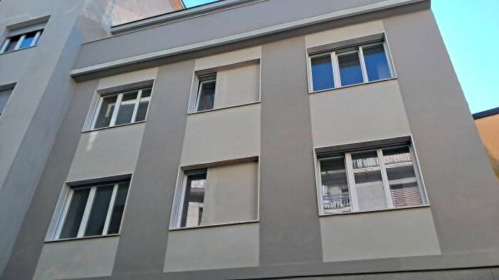 Appartamento trilocale in vendita in Via Giuseppe Mazzini, Voghera