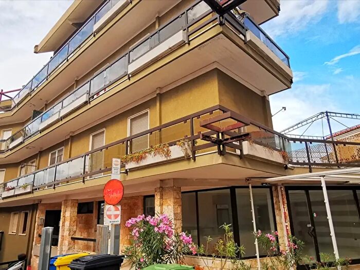 Appartamento quadrilocale in vendita in Via Silvino Olivieri, Chieti