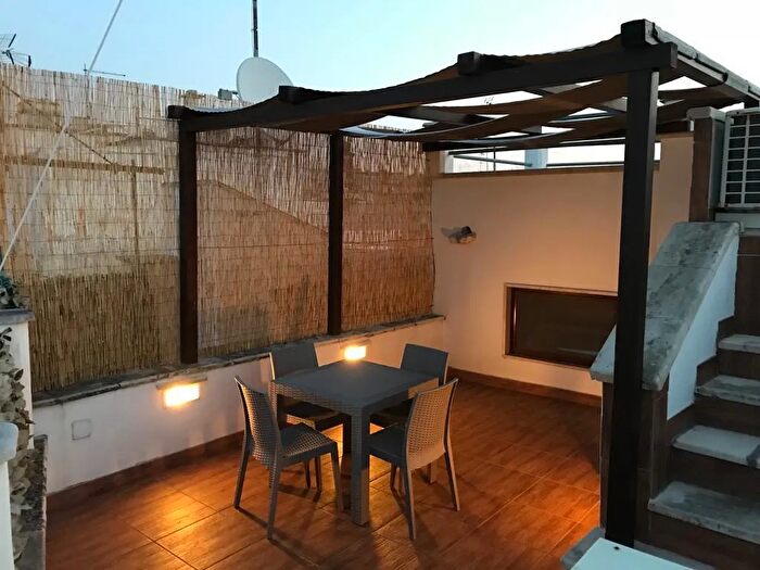 Casa bilocale in vendita in Via Alfonso Pomes, Ostuni