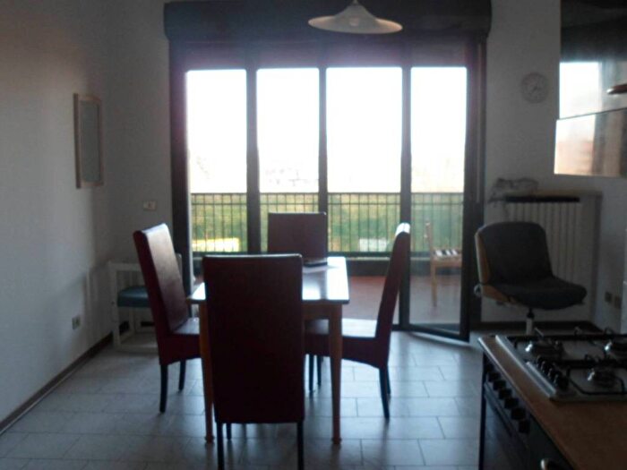 Appartamento trilocale in affitto in Via Ettore Petrolini, Rosta Nuova, Reggio Emilia