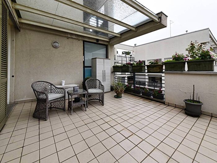 Appartamento trilocale in affitto in Via Ambrogio Legnani, Saronno