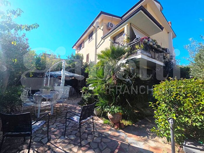 Appartamento bilocale in affitto in Via Billie Holiday, Mendicino