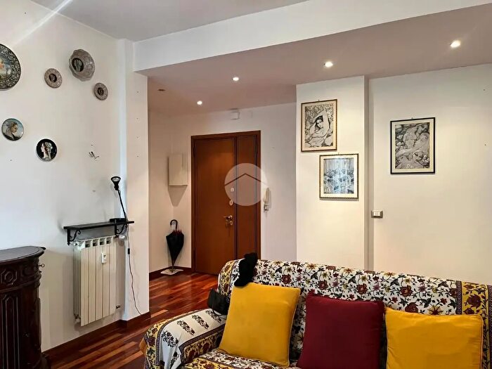 Appartamento con 5 locali in vendita in Via Aurelio Robino, Genova