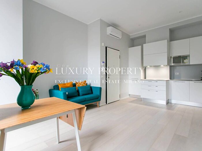 Appartamento bilocale in affitto in Via Ambrogio da Fossano Bergognone, Solari, Milano