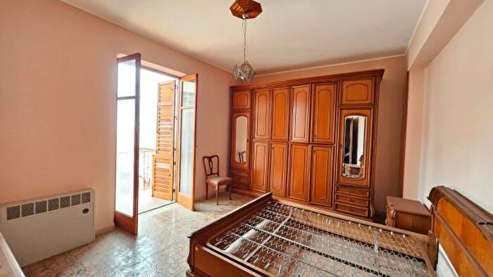 Appartamento trilocale in vendita in Via Ruggero Settimo, Gioiosa Marea