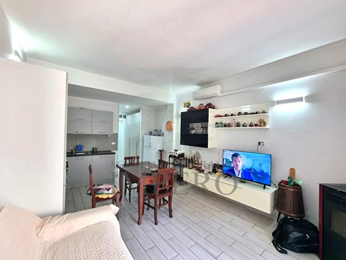 Appartamento bilocale in vendita in Via Gallardi, Ventimiglia