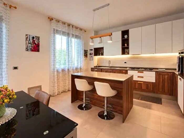 Casa con 5 locali in vendita in Via Provinciale Montalbano, Serravalle Pistoiese