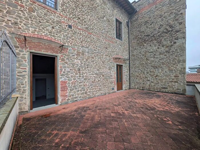 Appartamento con 5 locali in vendita in Figline e Incisa Valdarno