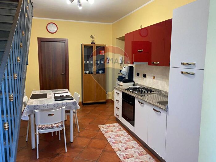 Casa trilocale in affitto in Via Mavilla, Ferrarotto Acquedotto Greco, Catania