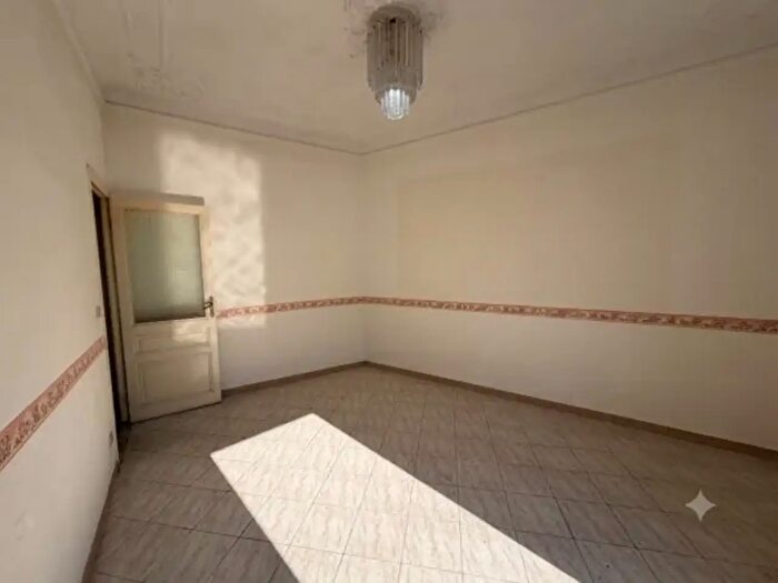 Appartamento quadrilocale in vendita in Via Zeffiro Massa, Sanremo