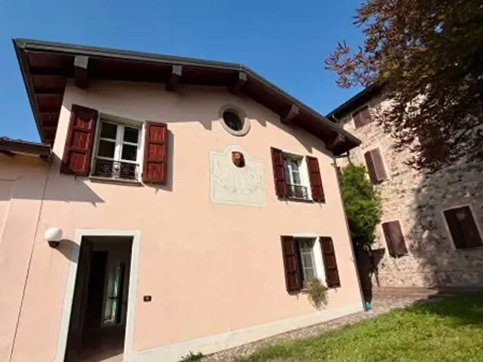 Casa trilocale in vendita in Via Montepelato Nord a, Montechiarugolo