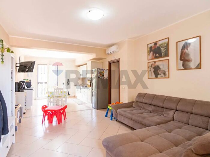 Appartamento con 5 locali in vendita in Via G Spitaleri a, San Pietro Clarenza