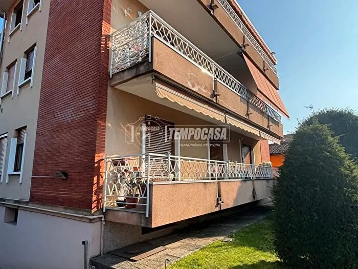 Appartamento trilocale in vendita in Via Brunico, Busto Arsizio