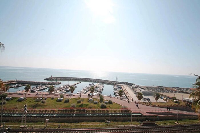 Appartamento bilocale in affitto in Borghetto Santo Spirito