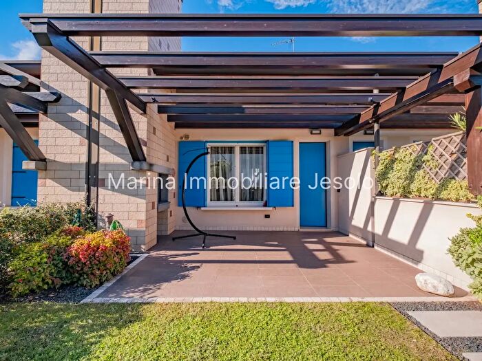 Casa quadrilocale in vendita in Piazza Marina, Jesolo