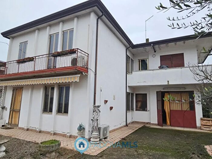 Casa quadrilocale in vendita in Vigonza