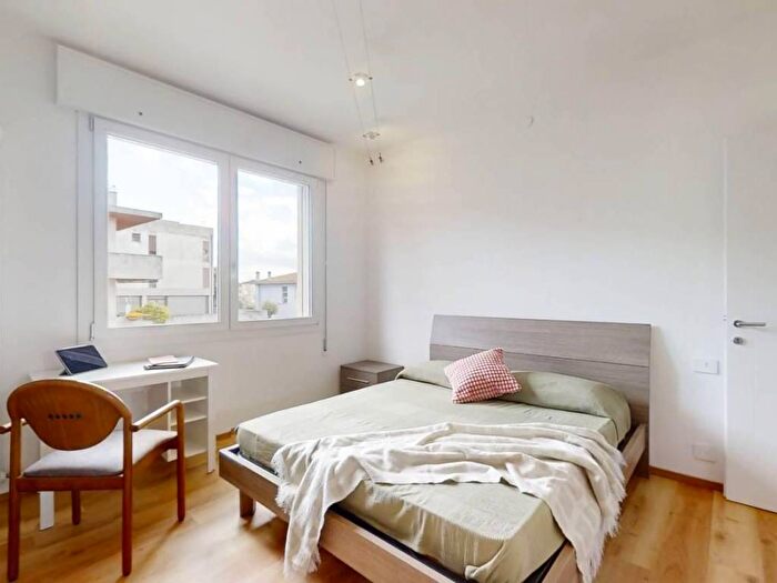 Appartamento trilocale in affitto in Via cosme tura, Pontevigodarzere Isola di Torre, Padova