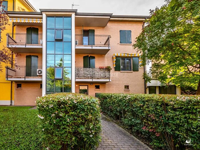 Appartamento quadrilocale in vendita in Correggio
