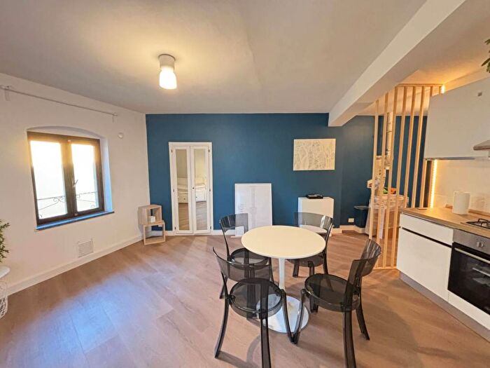 Appartamento monolocale in affitto in Via Archibugieri di San Giorgio, Centro Storico, Pinerolo